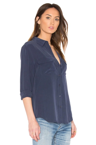 Equipment Slim Signature Short Sleeve Silk Shirt In Peacoat