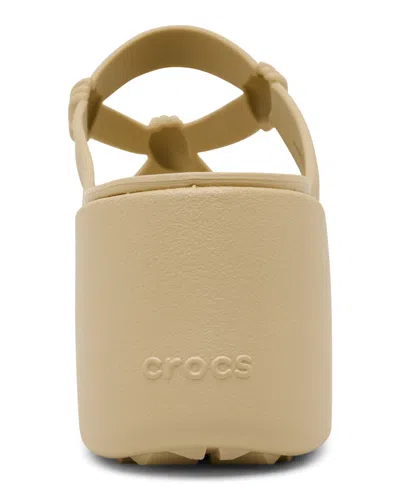 Crocs Brooklyn Knot Sky Sandal In Gold