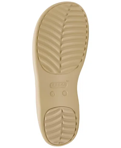 Crocs Brooklyn Knot Sky Sandal In Gold
