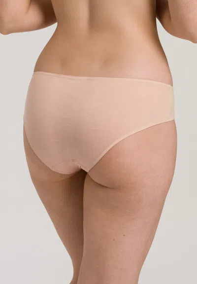 Hanro Invisible Cotton Cotton Blend High Cut Brief In Brown