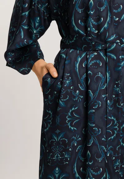 Hanro Marlene Damask Robe In Black