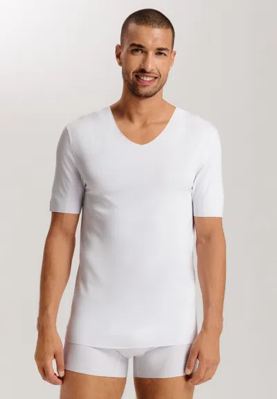 Hanro Cotton Sporty V-neck Cotton T-shirt In White