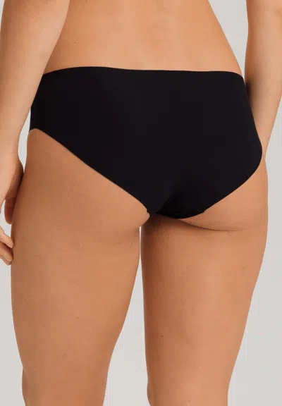 Hanro Invisible Touch Microfiber Seamless Bikini Brief In Black
