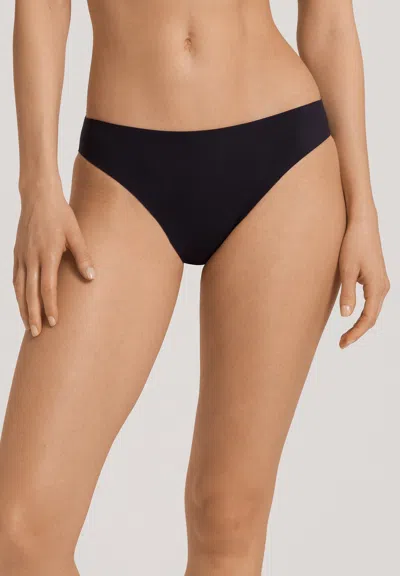Hanro Invisible Touch Microfiber Seamless Bikini Brief In Black