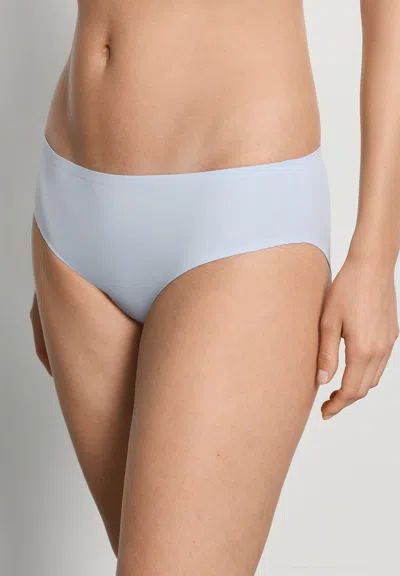 Hanro Invisible Touch Microfiber Seamless High Cut Brief In Multi