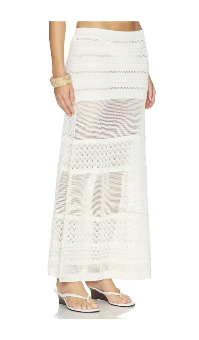 Devon Windsor Yasmin Skirt In White
