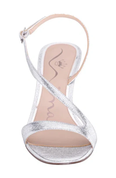 Nina Bubbles Sandal In Silver