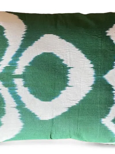Les-ottomans Ikat-pattern Cushion In Green