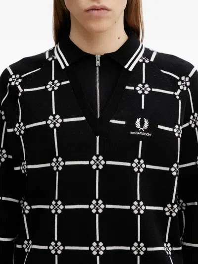 Fred Perry Geometric-pattern V-neck Sweater In Black