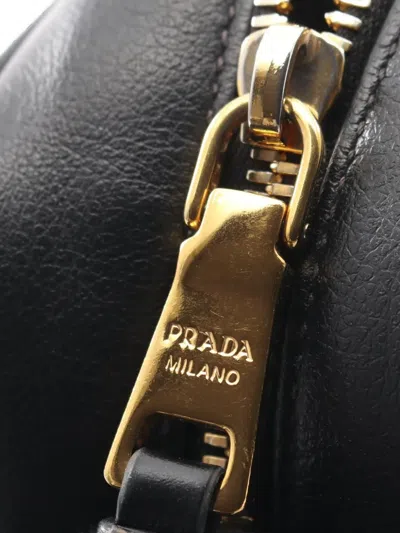 Pre-owned Prada 2000s Logo-embossed Shoulder Bag In Black
