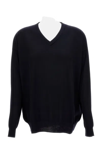 Hira V-neck Sweater With Ribbed Detailing And Relaxed Fit In Black
