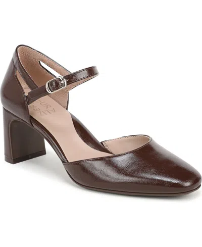 Naturalizer Yasmin Pump In Brown
