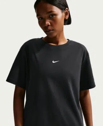 Nike Plus Size Sportswear Oversized Short-sleeve T-shirt In Black