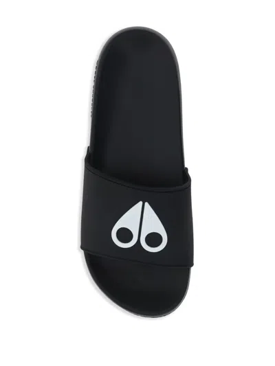 Moose Knuckles Logo Icon Sport Slides In Black