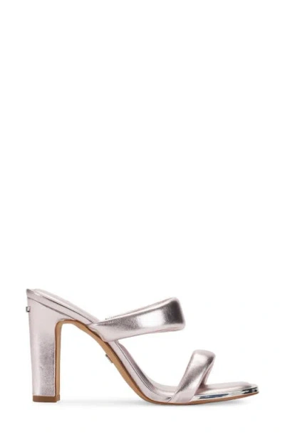 Dkny Metallic Sandal In Gold