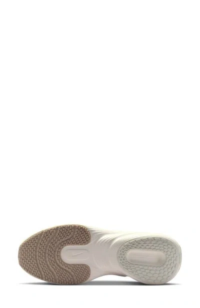 Nike Uplift Sc Sneaker In Multi