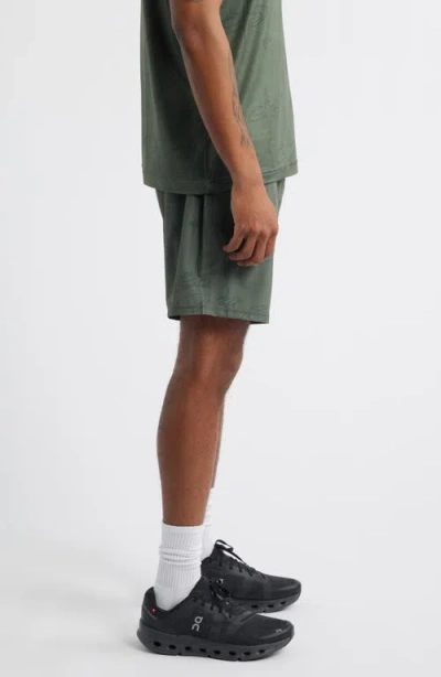 Santo Studio Tempo Tech Shorts In Green