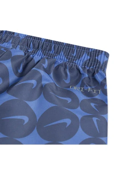 Nike Dri-fit Essentials Sprinter Set In Blue