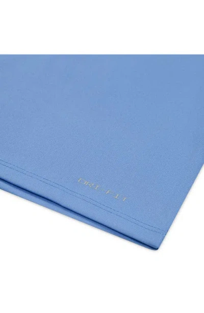 Nike Dri-fit Essentials Sprinter Set In Blue