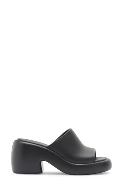 Ferragamo Deva Platform Slide Sandal In Black