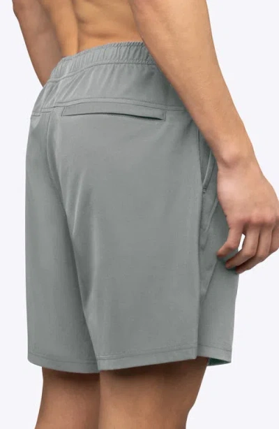 Cuts Crossover Performance Drawstring Shorts In Gray