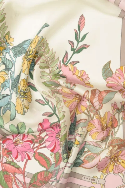 Elizabetta Mina In Pattern