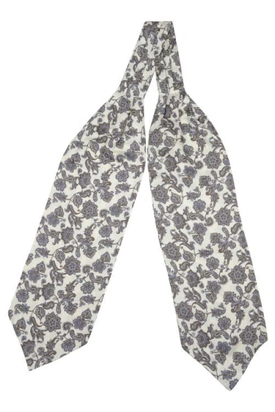 Elizabetta Turano In White