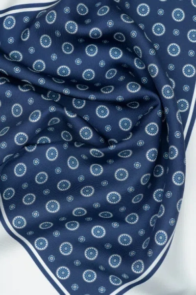 Elizabetta Aldo In Blue
