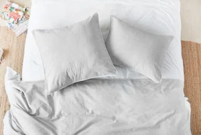 Carol & Frank Tate Boulder King Duvet Cover In White