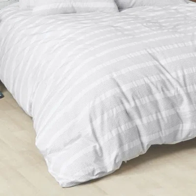 Carol & Frank Mason Queen Duvet Cover In White