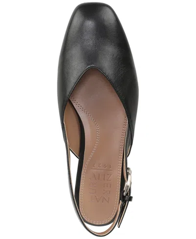 Naturalizer Crystal Flat In Black