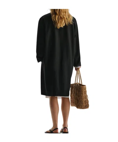 The Row Long-sleeved Coat In Black