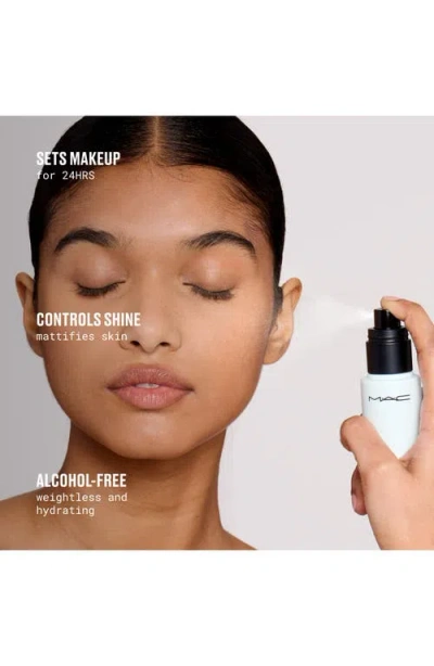 Mac Fix+ Matte 24hr Alcohol-free Setting Spray In Transparent