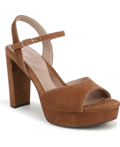 Naturalizer Marigold Ankle Strap Platform Sandal In Brown