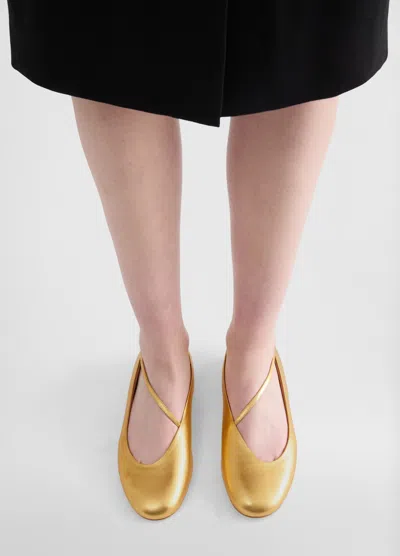 Jil Sander Elyss Laminated Ballet Flats In Gold