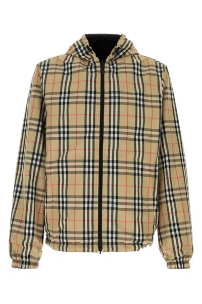 Burberry Reversible Hooded Jacket Check Pattern In Beige