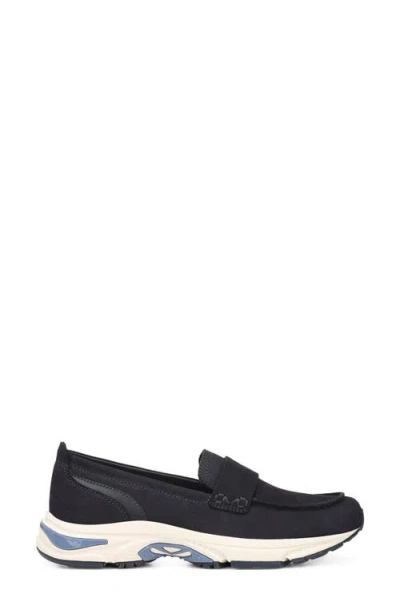 Vionic Walk Roam Loafer In Multi