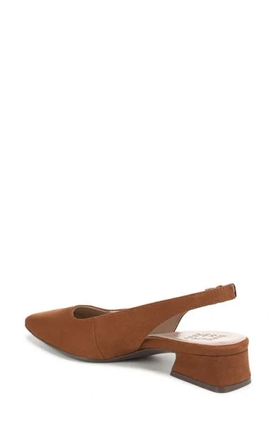 Naturalizer Ginger Slingback Pump In Multi