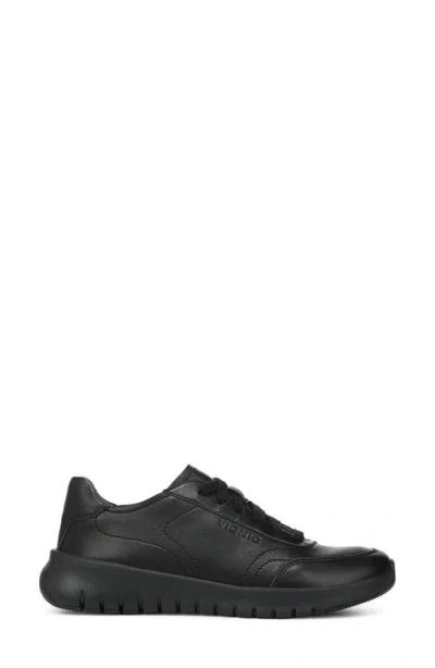 Vionic Uptown Sneaker In Multi