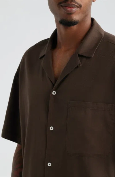 Elwood Boxy Camp Shirt In Brown
