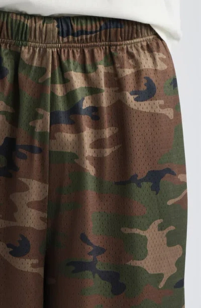 Elwood Baggy Mesh Shorts In Multi