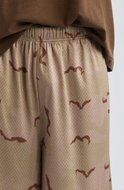 Elwood Baggy Mesh Shorts In Brown