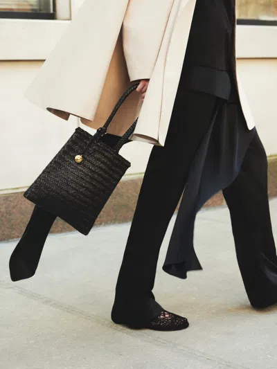 Liffner Flat Leather Basket Black In Black