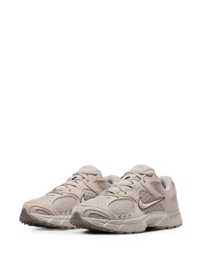 Nike V5 Rnr Mesh-panel Sneakers In Multi