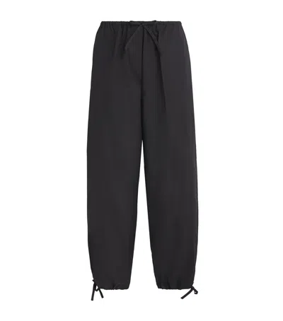 Totême Toteme Organic Cotton Drawstring Trousers In Black