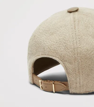 Max Mara Monogram Cap In Orange
