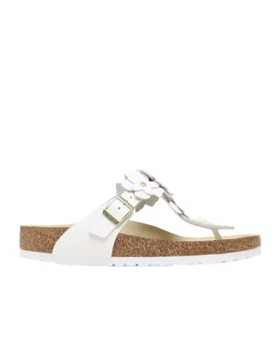 Birkenstock Gizeh Thong Sandals With Floral Buckle Fastening In Black