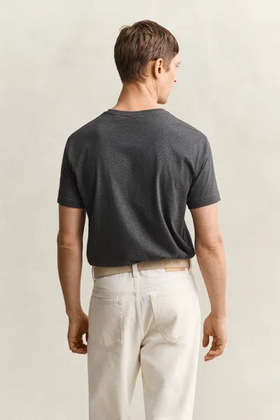 Gant Regular Fit Shield T-shirt In Gray