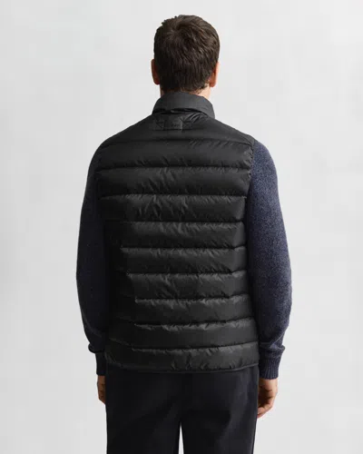 Gant Light Down Vest In Black