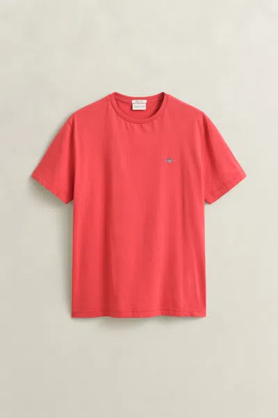 Gant Regular Fit Shield T-shirt In Red